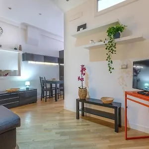 Modern Saragozza District Apartamento