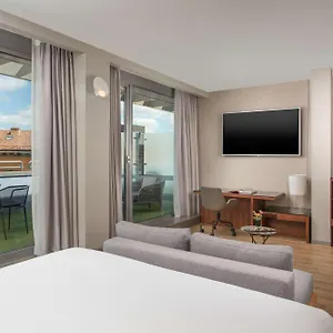Nh De La Gare Hotel